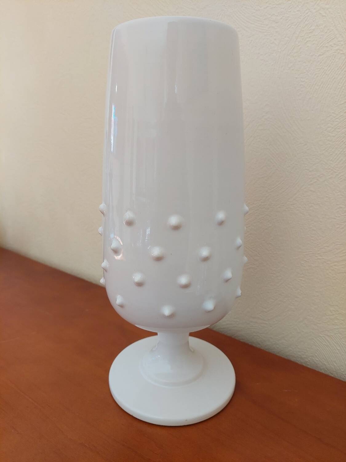 Vase signed Pol Chambost in white enameled ceramic