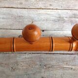 Bamboo-style coat hanger