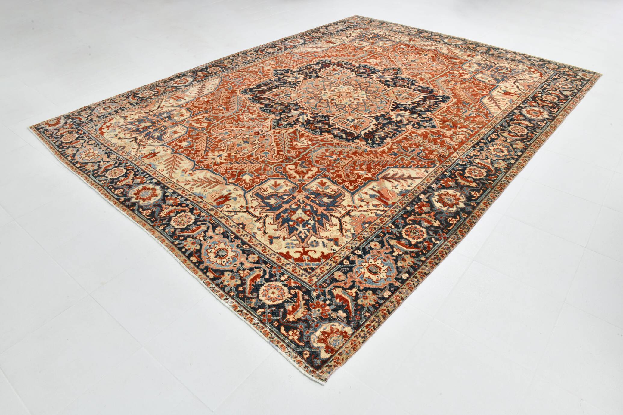 1960s Antique Red & Navy Blue Classic Persian Rug, 287x386Cm