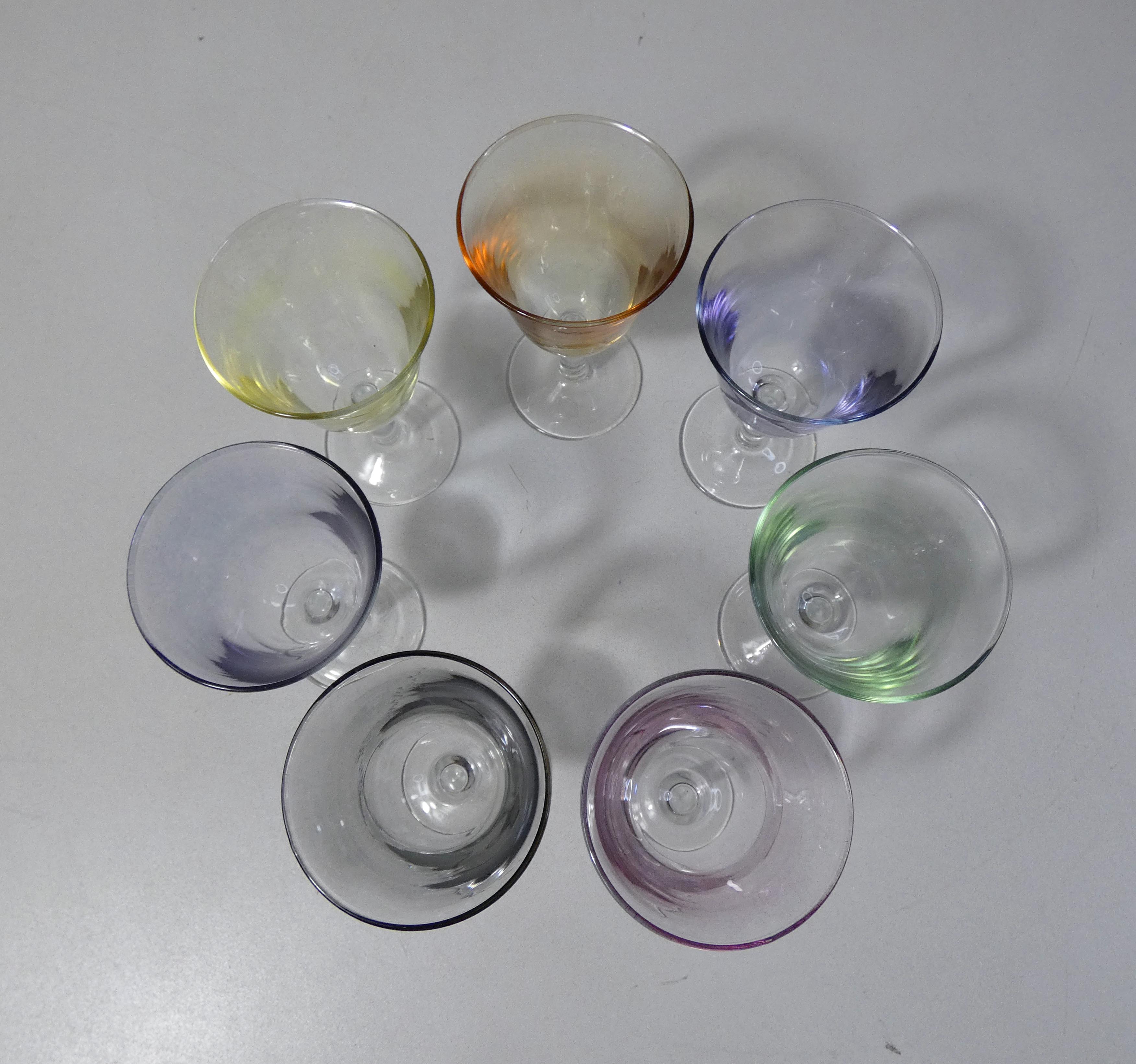 7 glasses aperitif vintage harlequin