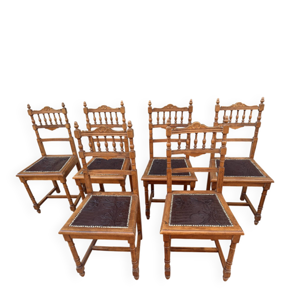 Suite de 6 chaises anciennes en bois tourné et assises en cuir gaufré