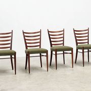 Ensemble de quatre chaises de salle à manger danoises