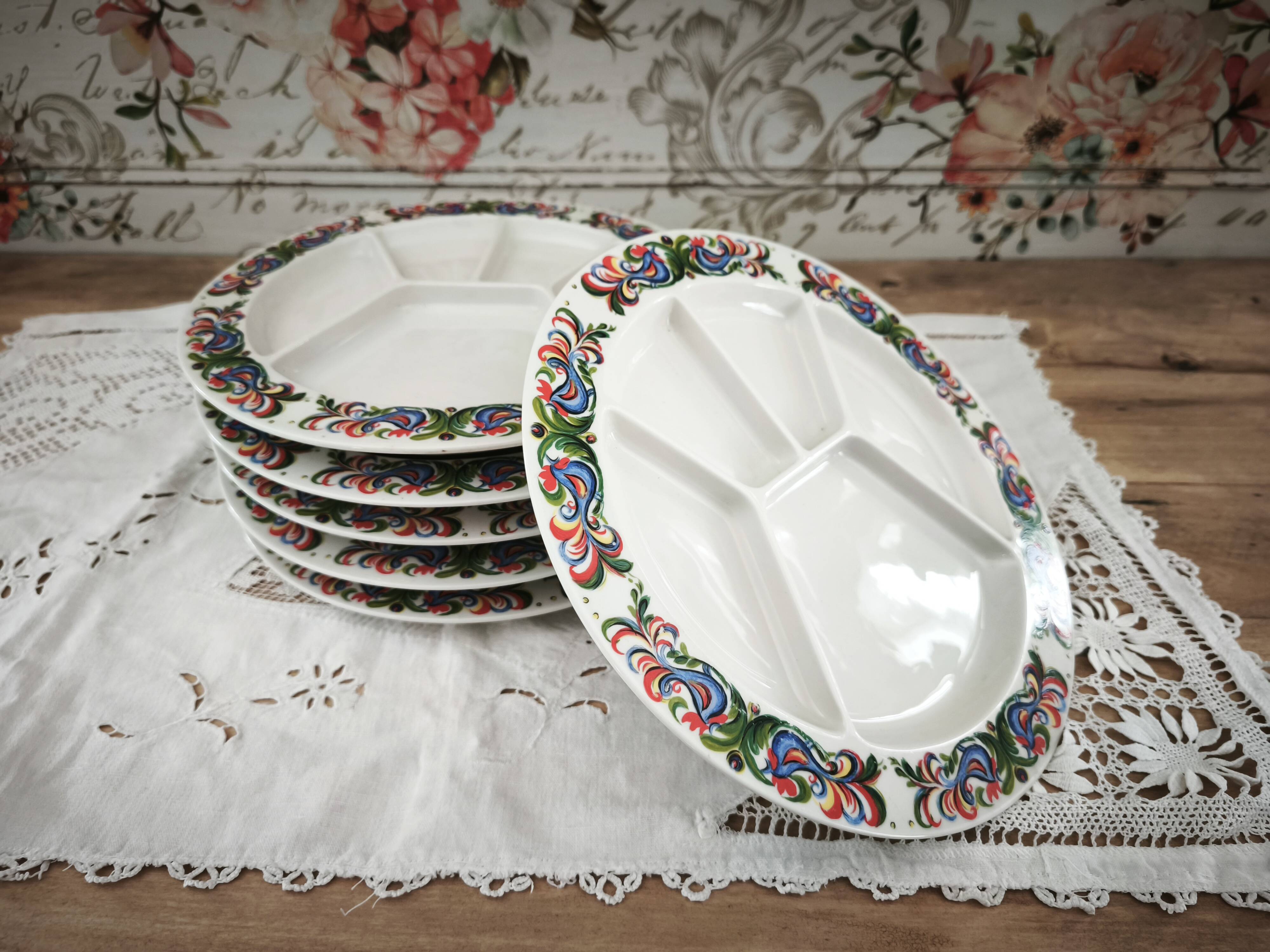 Set of 6 Villeroy & Boch Acapulco style fondue plates