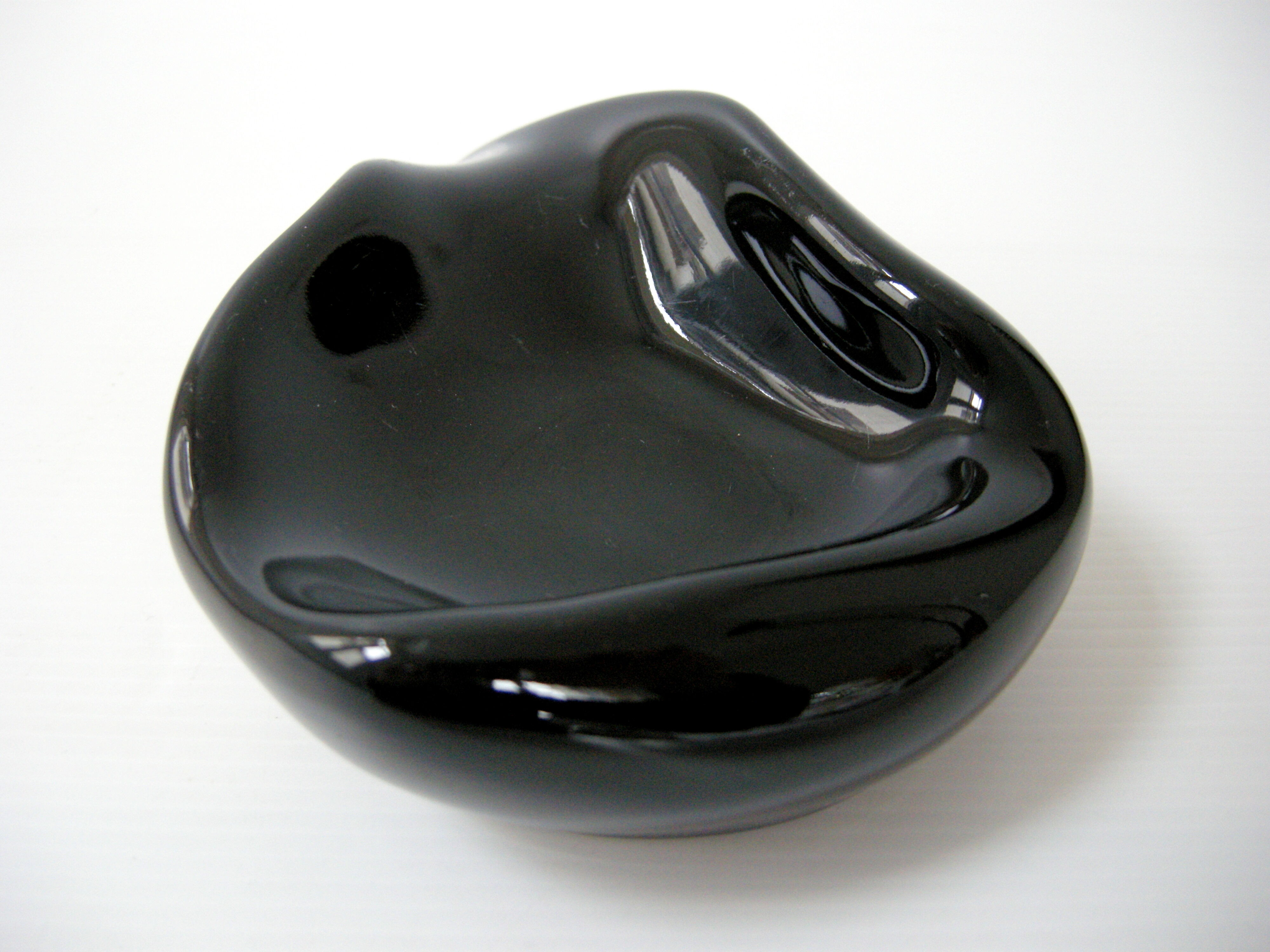 Vintage ashtray 1950 free-form ceramic