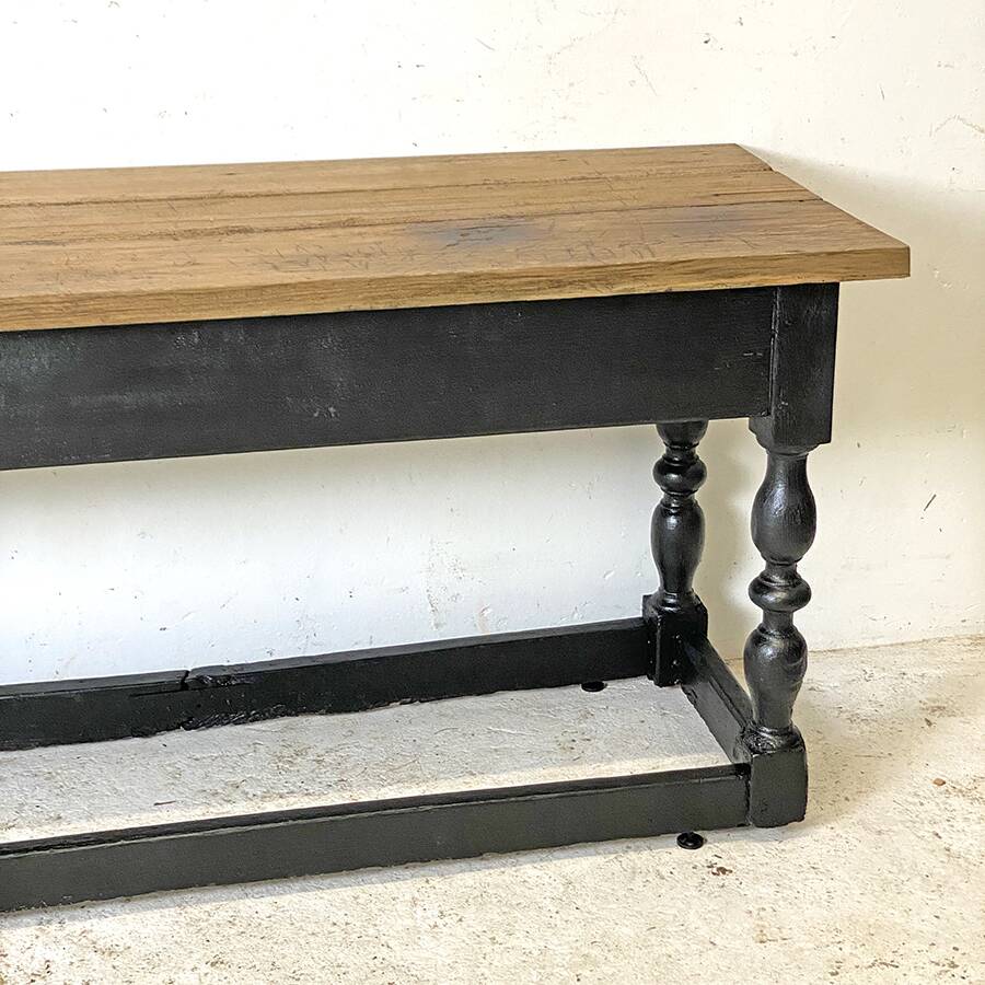 Early 20th century draper's table