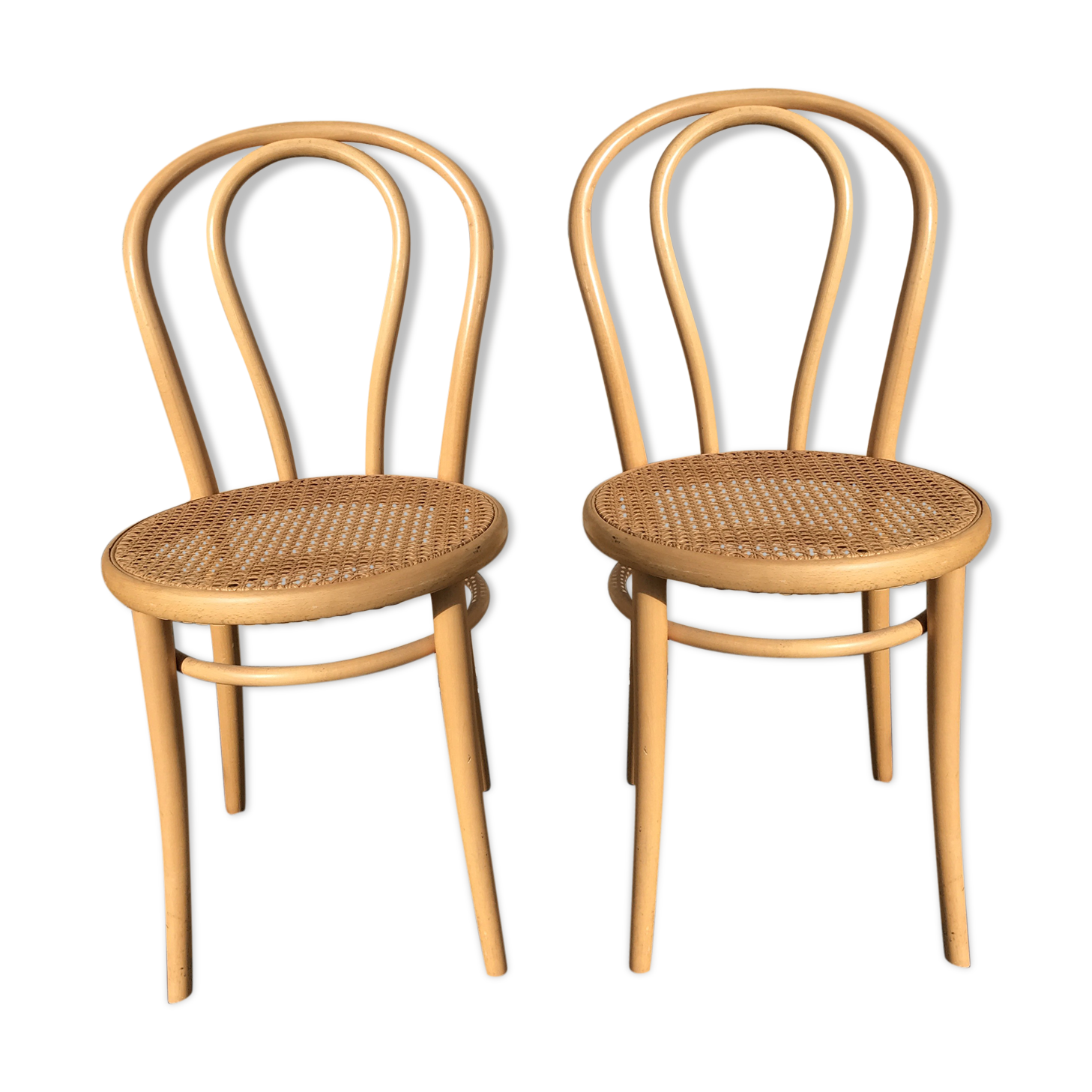 Pair of wooden chairs sews blonde
