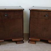 Pair of Art Deco period bedside tables or nightstands in burl circa 1930