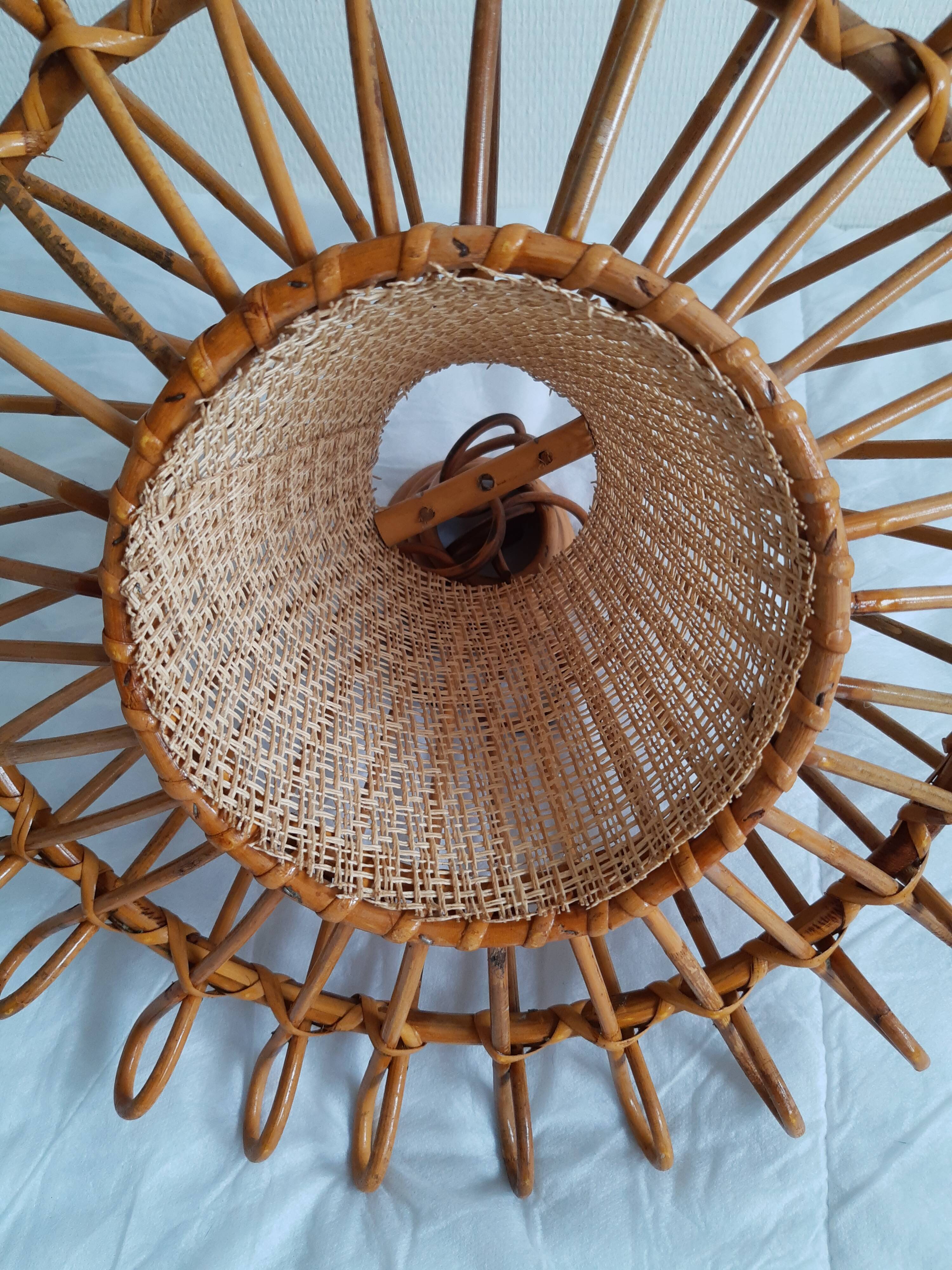 Vintage rattan suspension