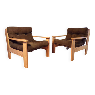 Paire de fauteuils en pin 1980