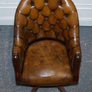 Antique Chesterfield Office Chair in Hand-Dyed Leather in Georgian Style