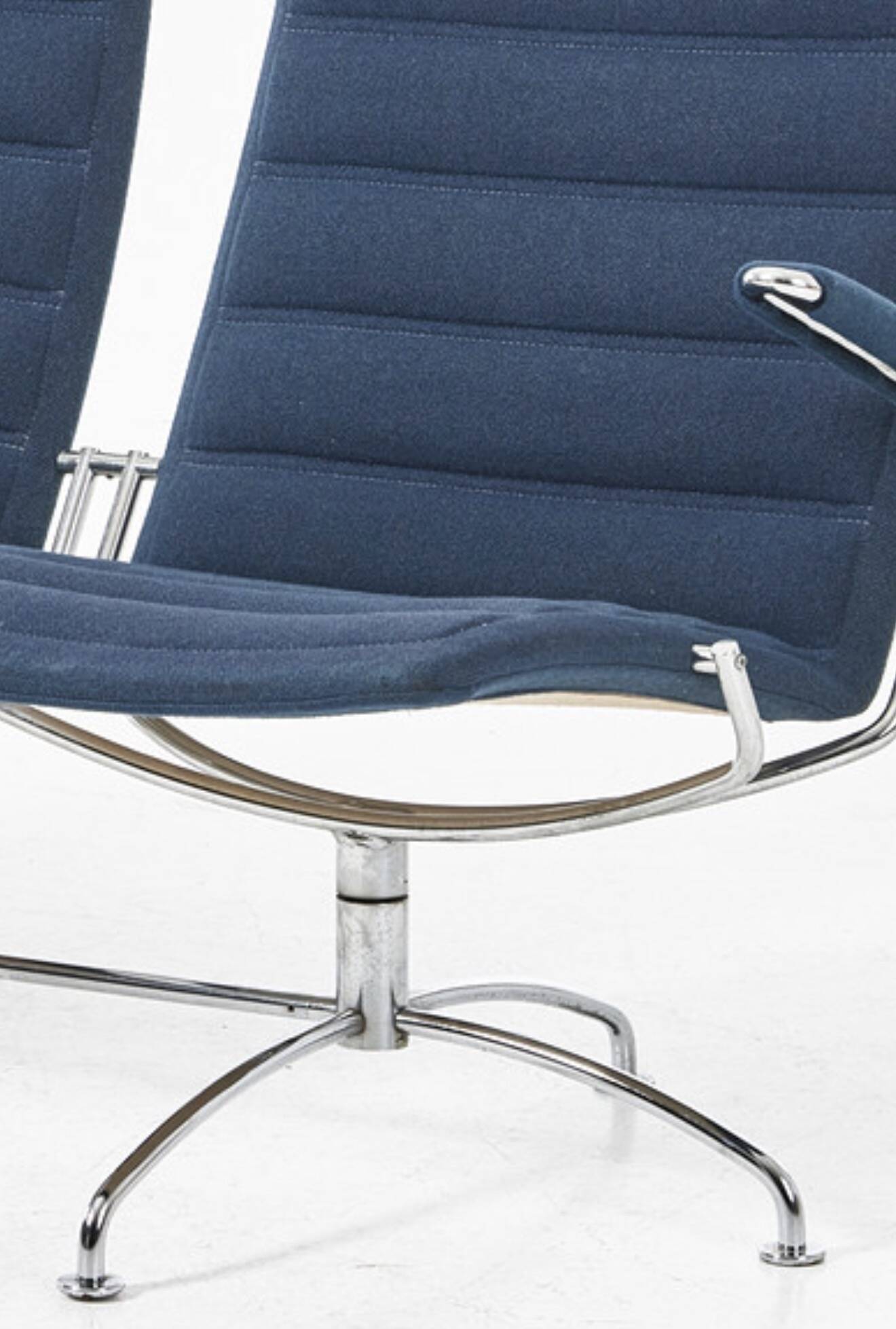 Jens Armundsen for Fritz Hansen — “SAS Chair” Sofa — Chromed Metal Frame —