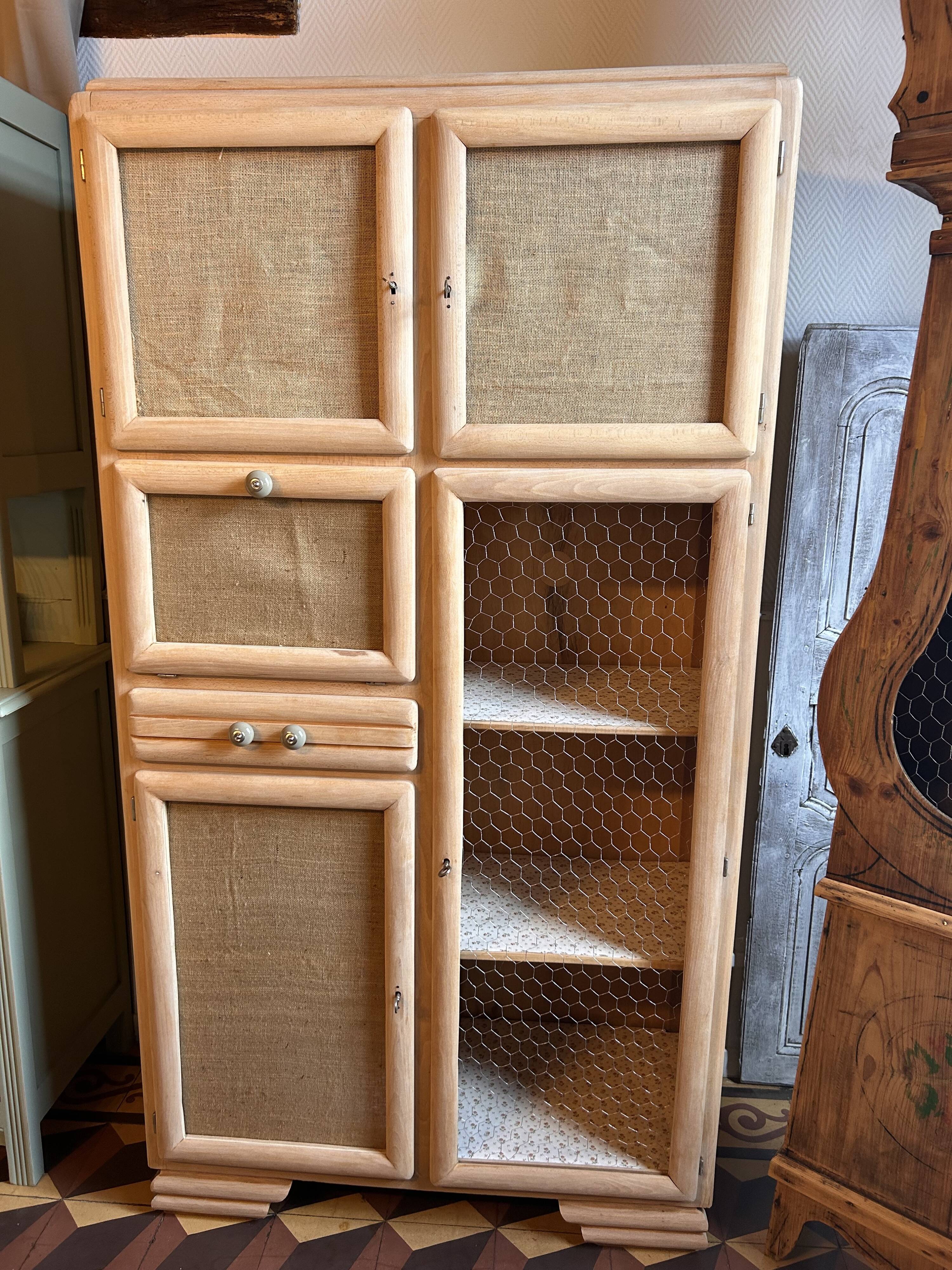 MADO furniture / Wardrobe