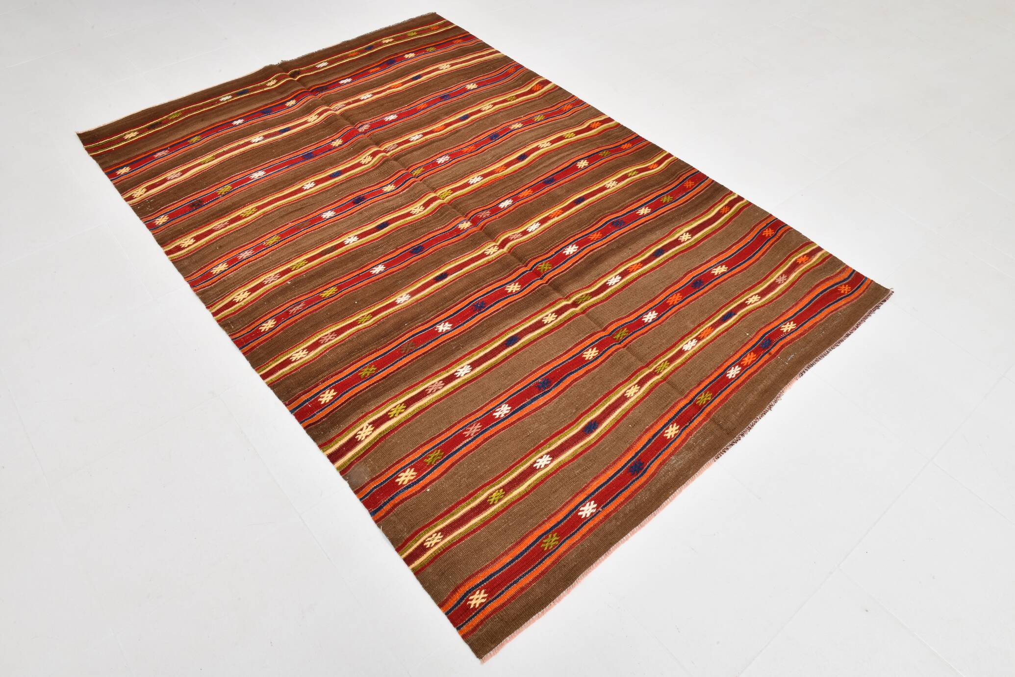 5x7 Brown & Red Handmade Vintage Kilim Rug, 153x220Cm