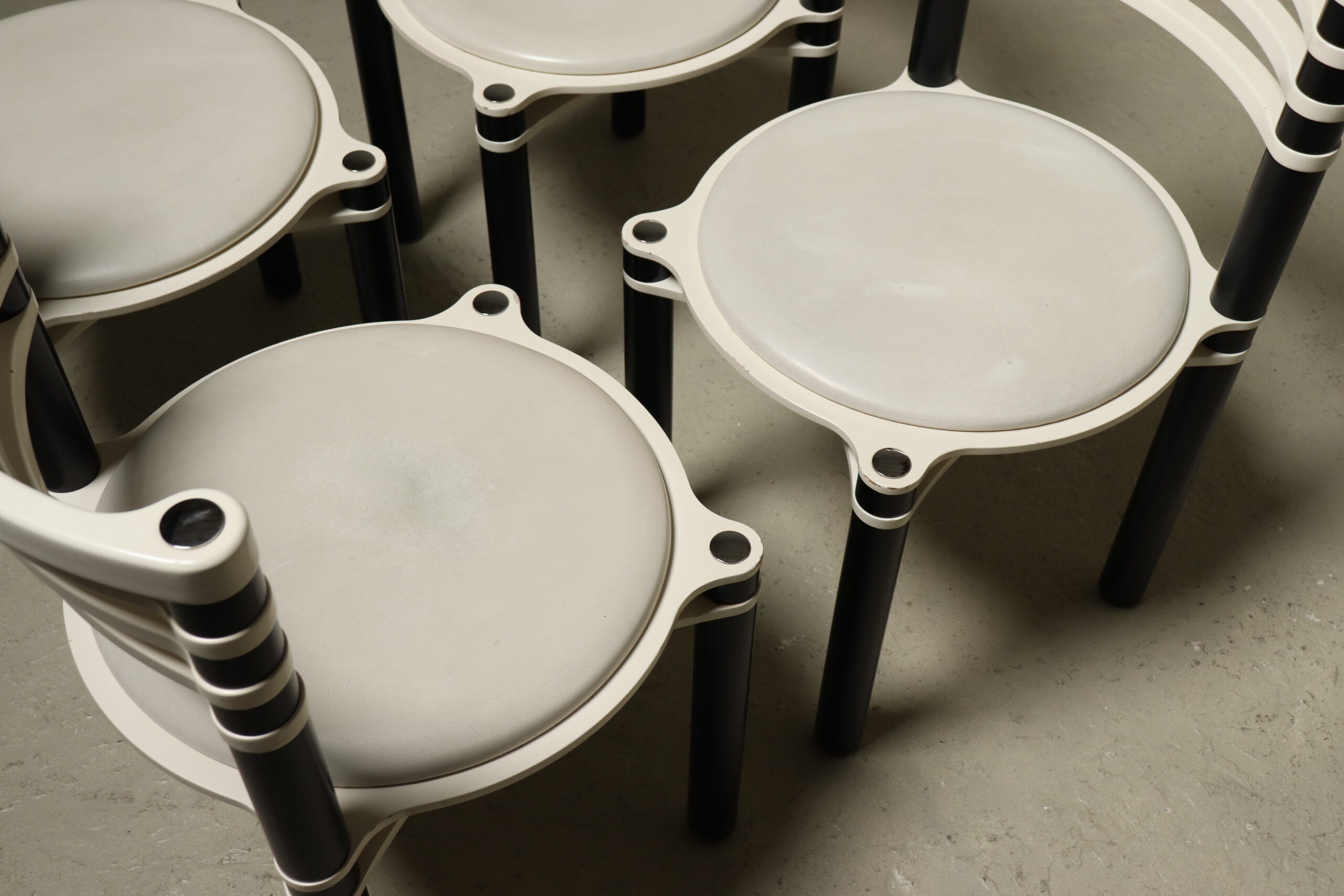 Set of 4 dining chairs model 6800 by Kurt Thut for Dietiker, 1980s