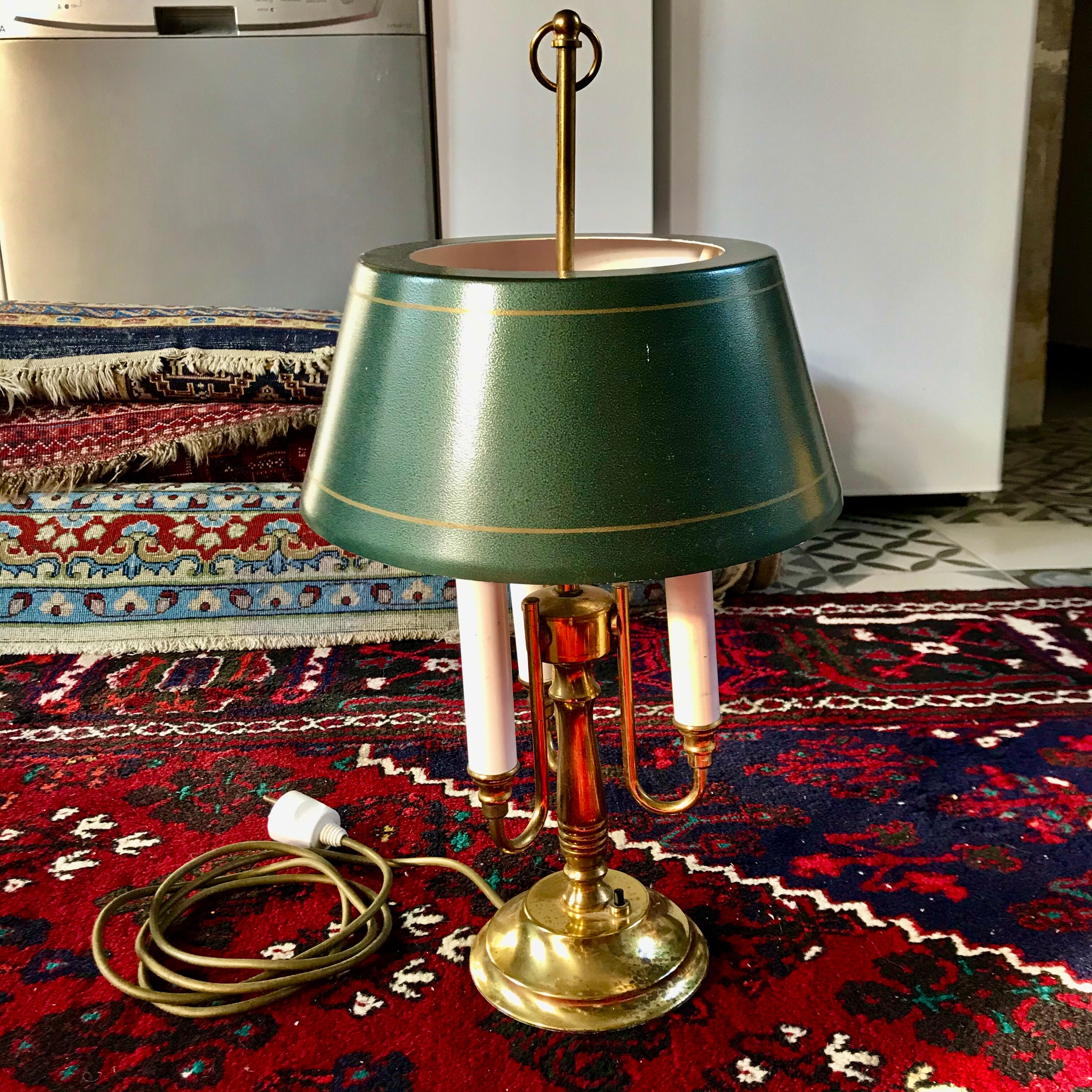 Hot water bottle lamp