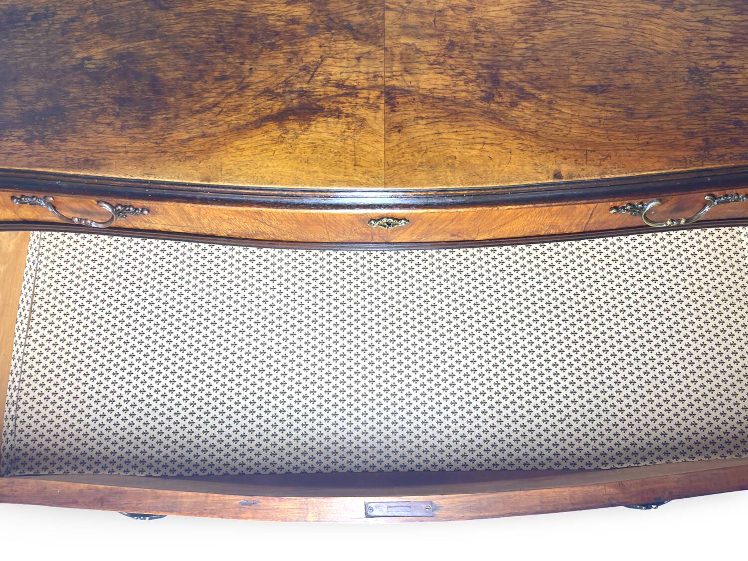 Italian art deco burl walnut chest of drawers, 1940s/50s