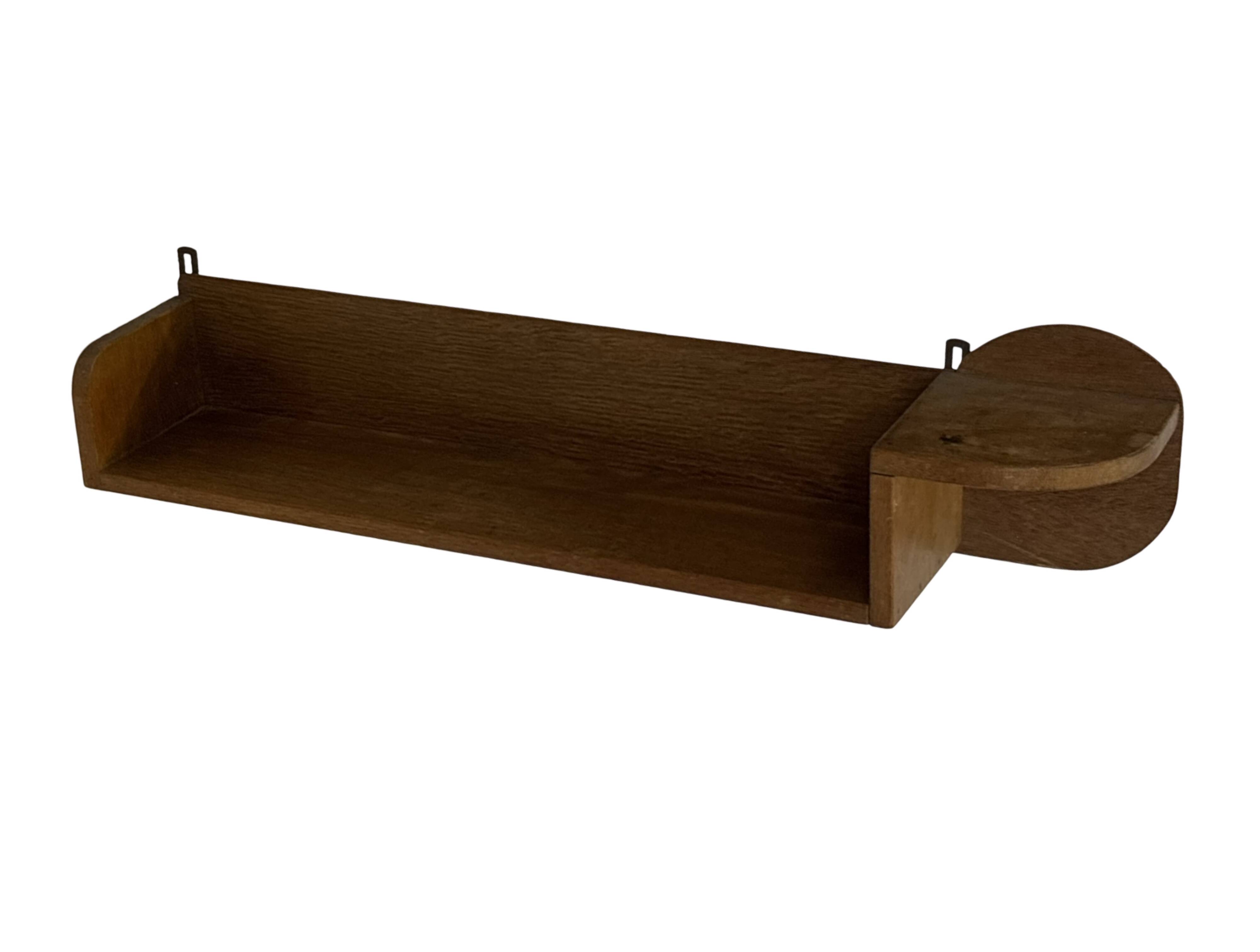 Vintage wooden wall shelve rack bookshelf in wood minimalist