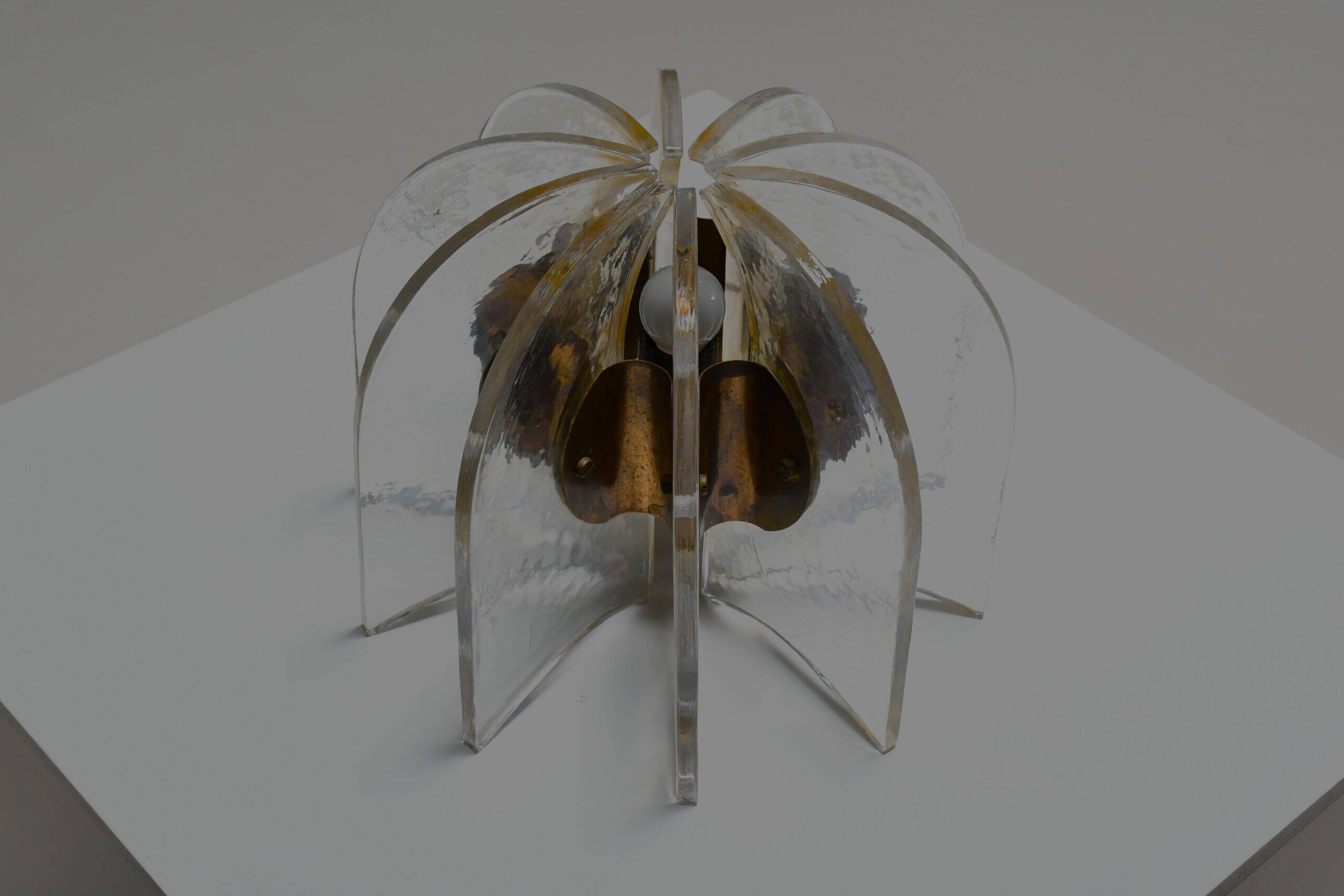 Beautiful Murano glass and brass table lamp, Italy 1950s