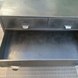 Workshop furniture with drawers