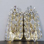 Modern mid-century crystal wall sconces in the shape of a drop by Orrefors by Carl Fagerlund.