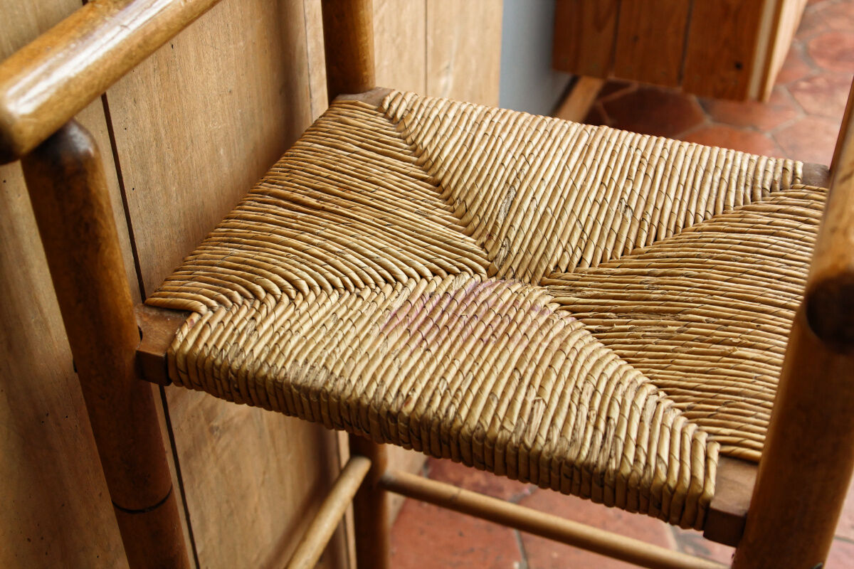 Mulched high chair, turned wood