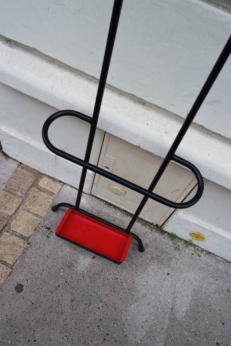 Coat rack colored balls