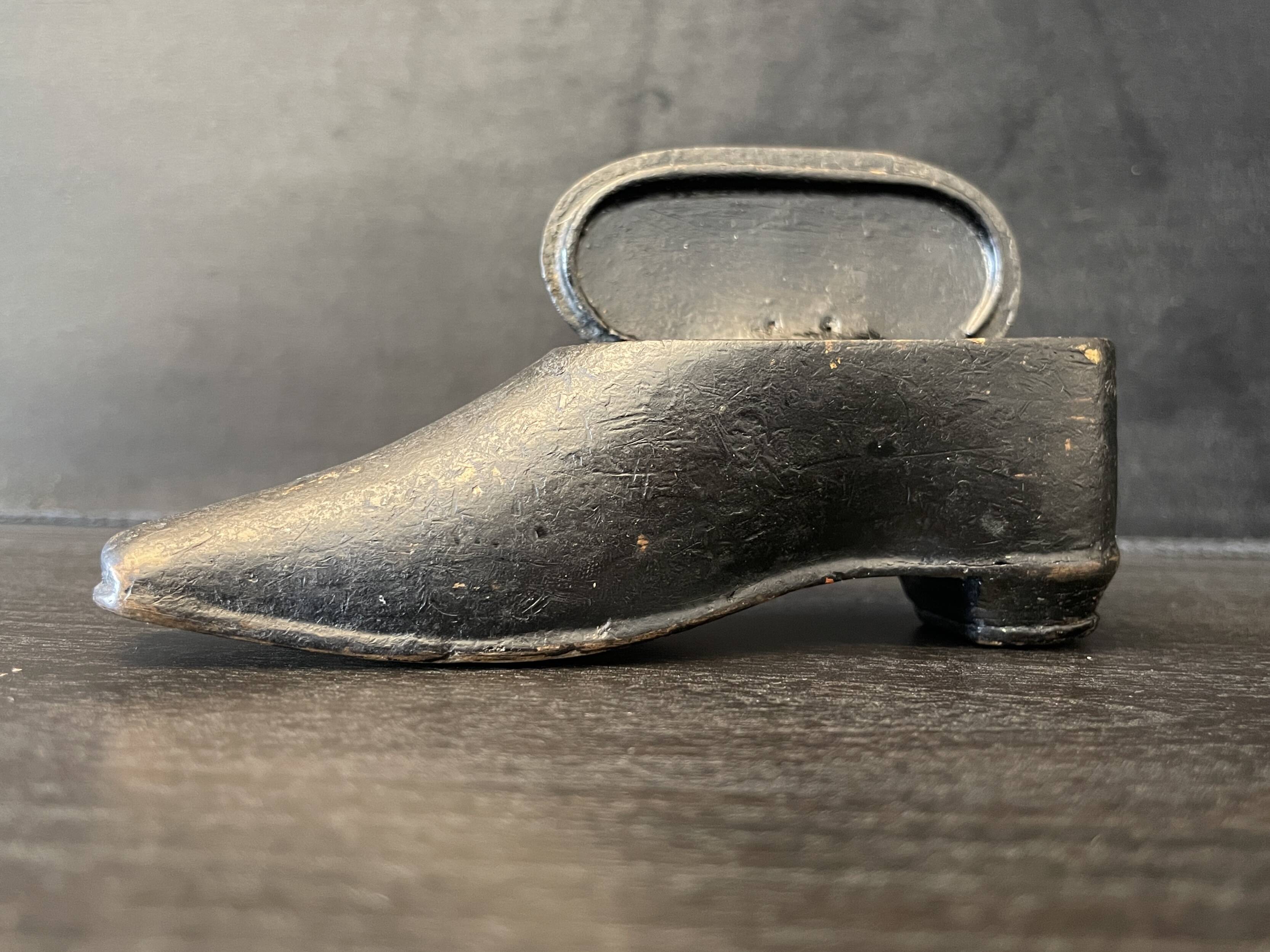 Victorian miniature shoe snuff box, 19th century, (1850, England)