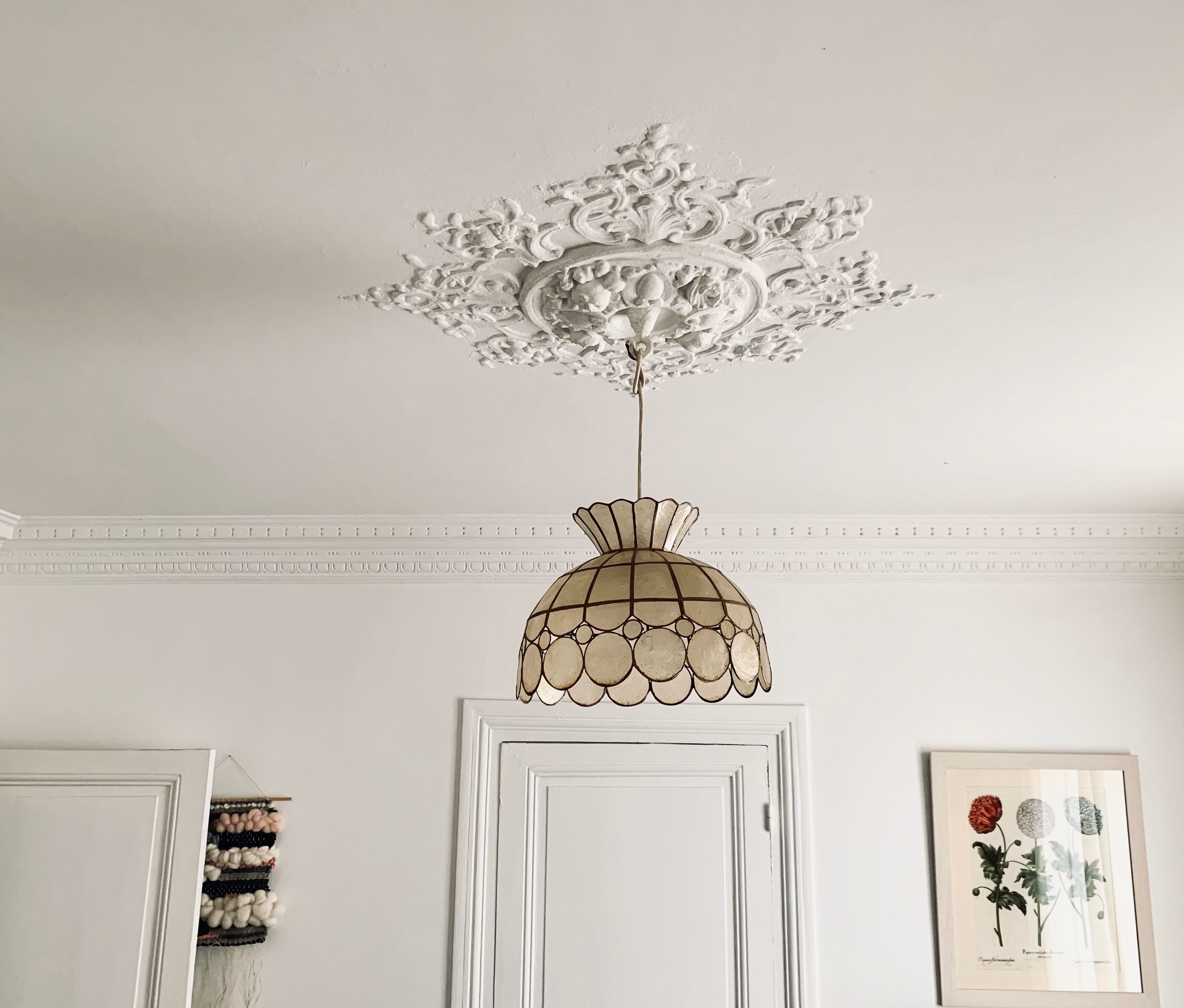 Hanging lamp in mother-of-pearl and vintage brass