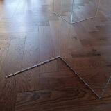 Oak table top with tempered glass legs – in perfect condition.