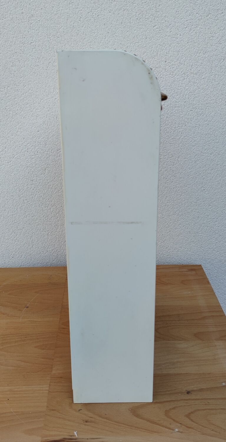 Curtain toilet cabinet