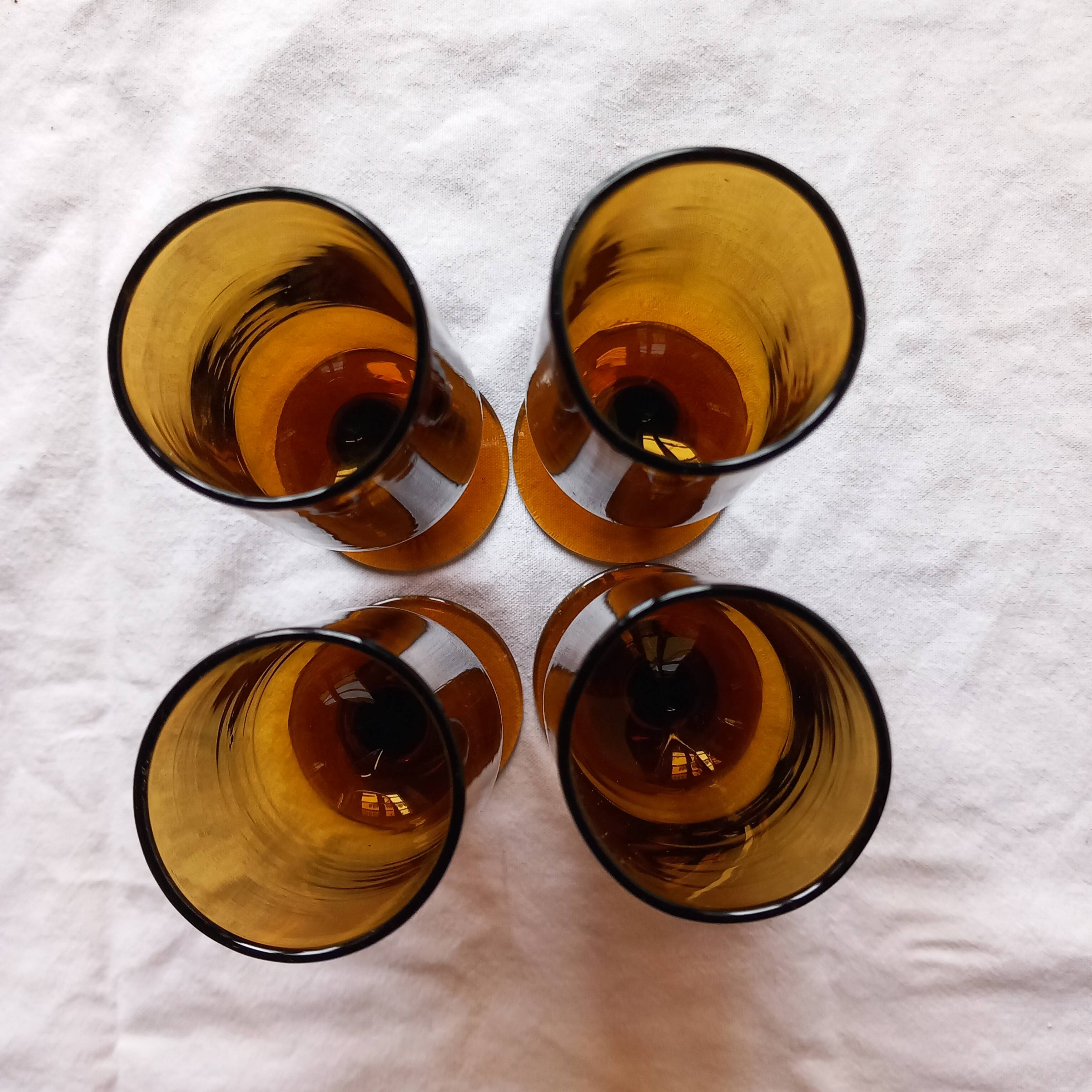 4 vintage aperitif glasses in amber glass