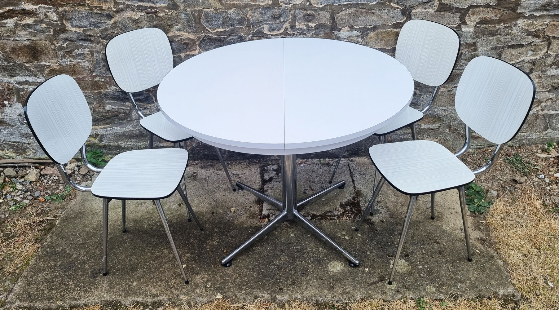 Round table and white formica chairs, vintage, 70s