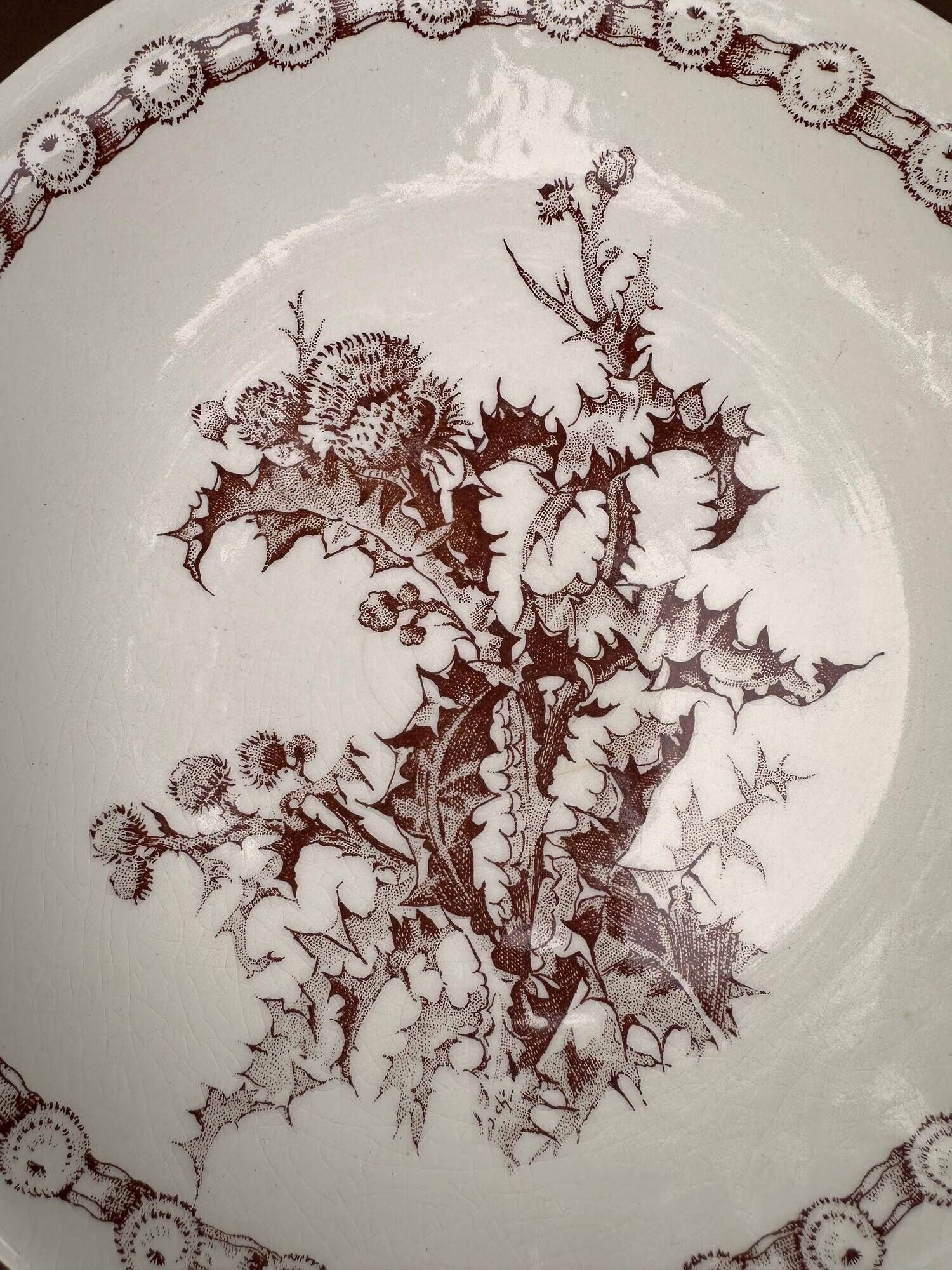 Gien earthenware plates with thistle decoration, set of 6.
