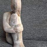 Sculpture of a woman, curiosity