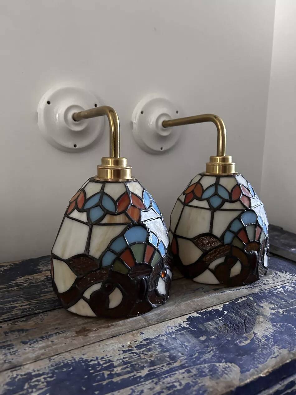 Paire d’appliques murales vitrail
