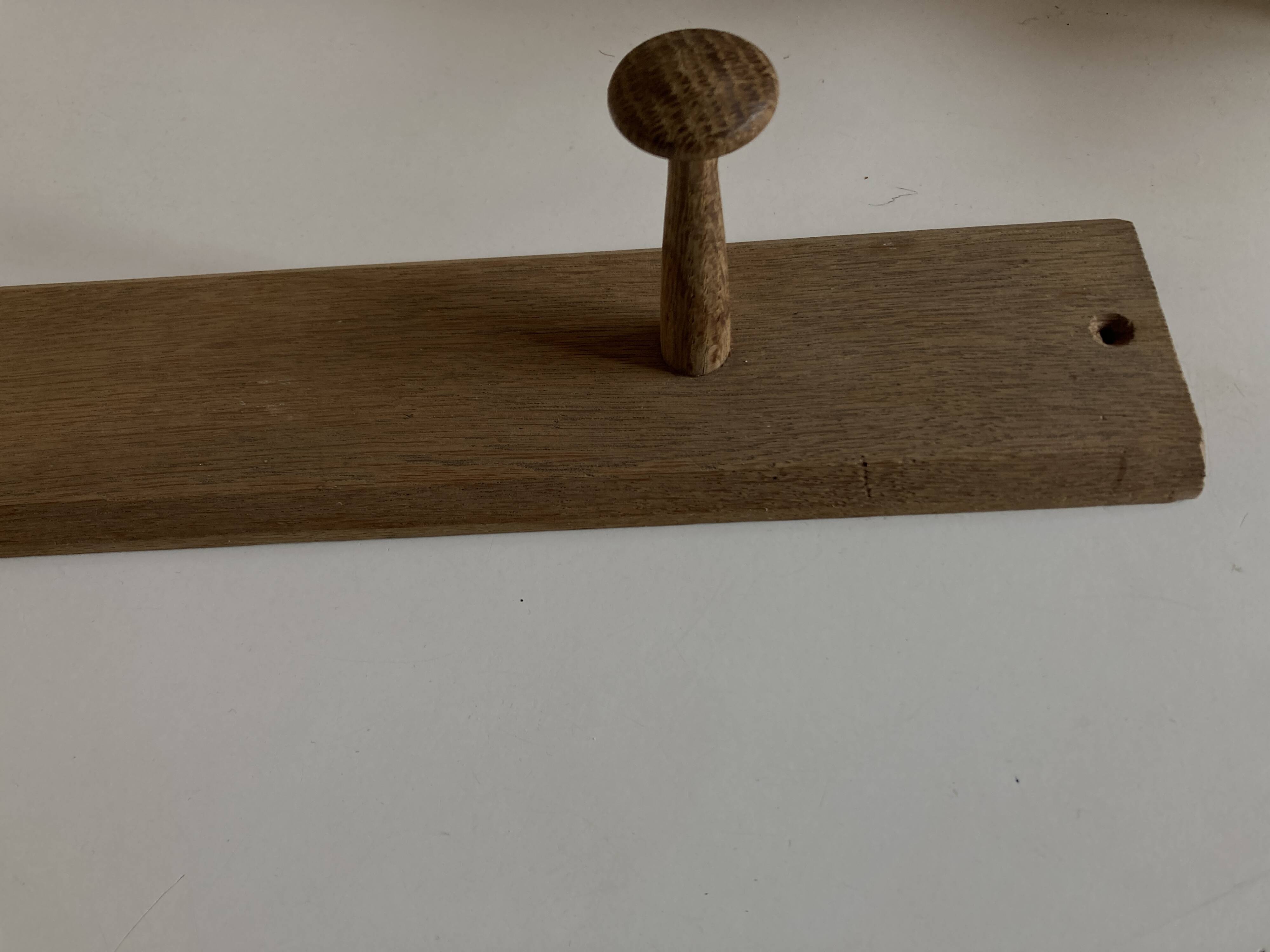 Modernist oak wall-mounted coat rack L53.5cm