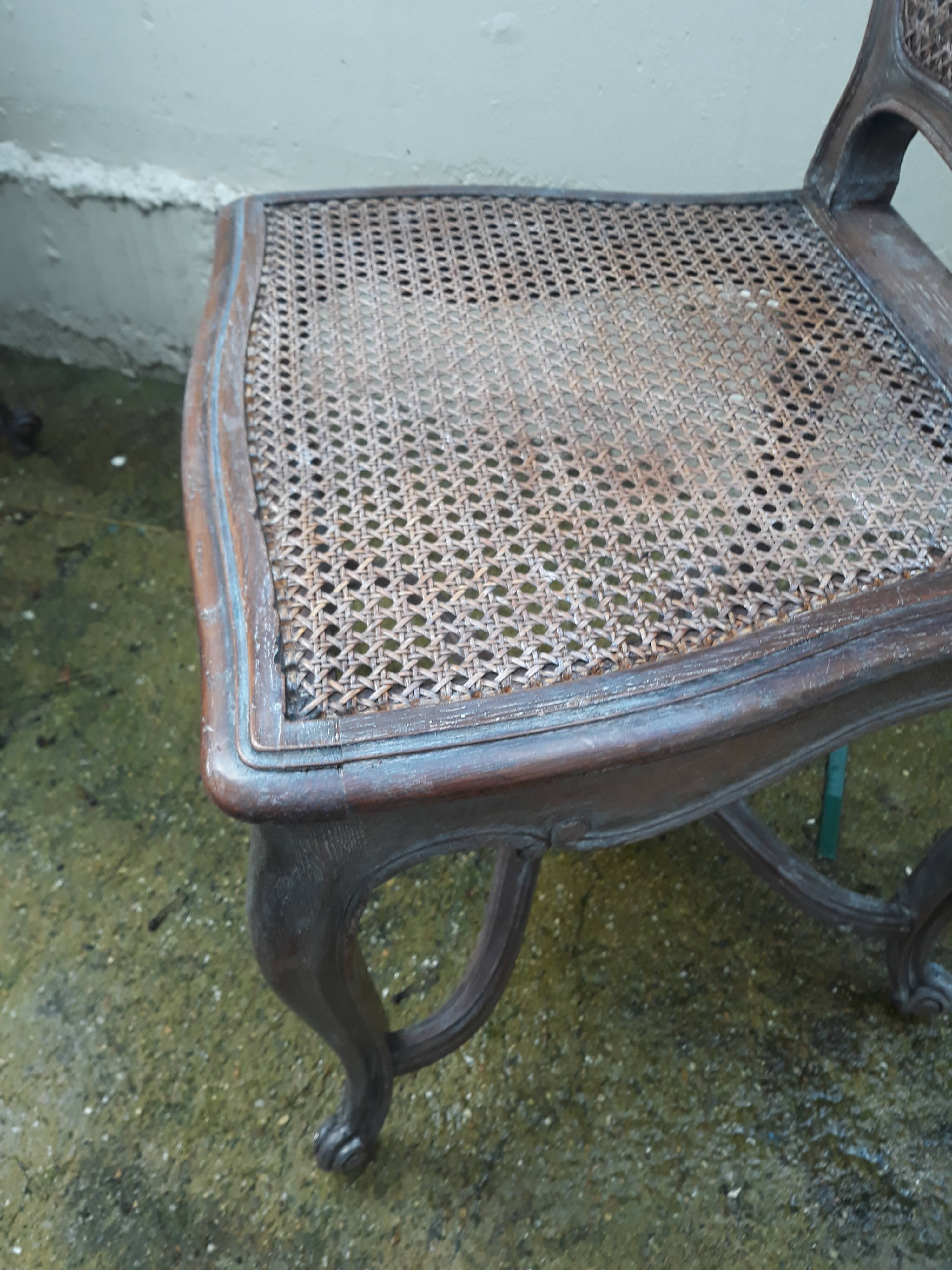 4 regency-style chairs