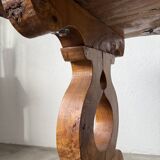 Table artisanale en orme massif, art populaire
