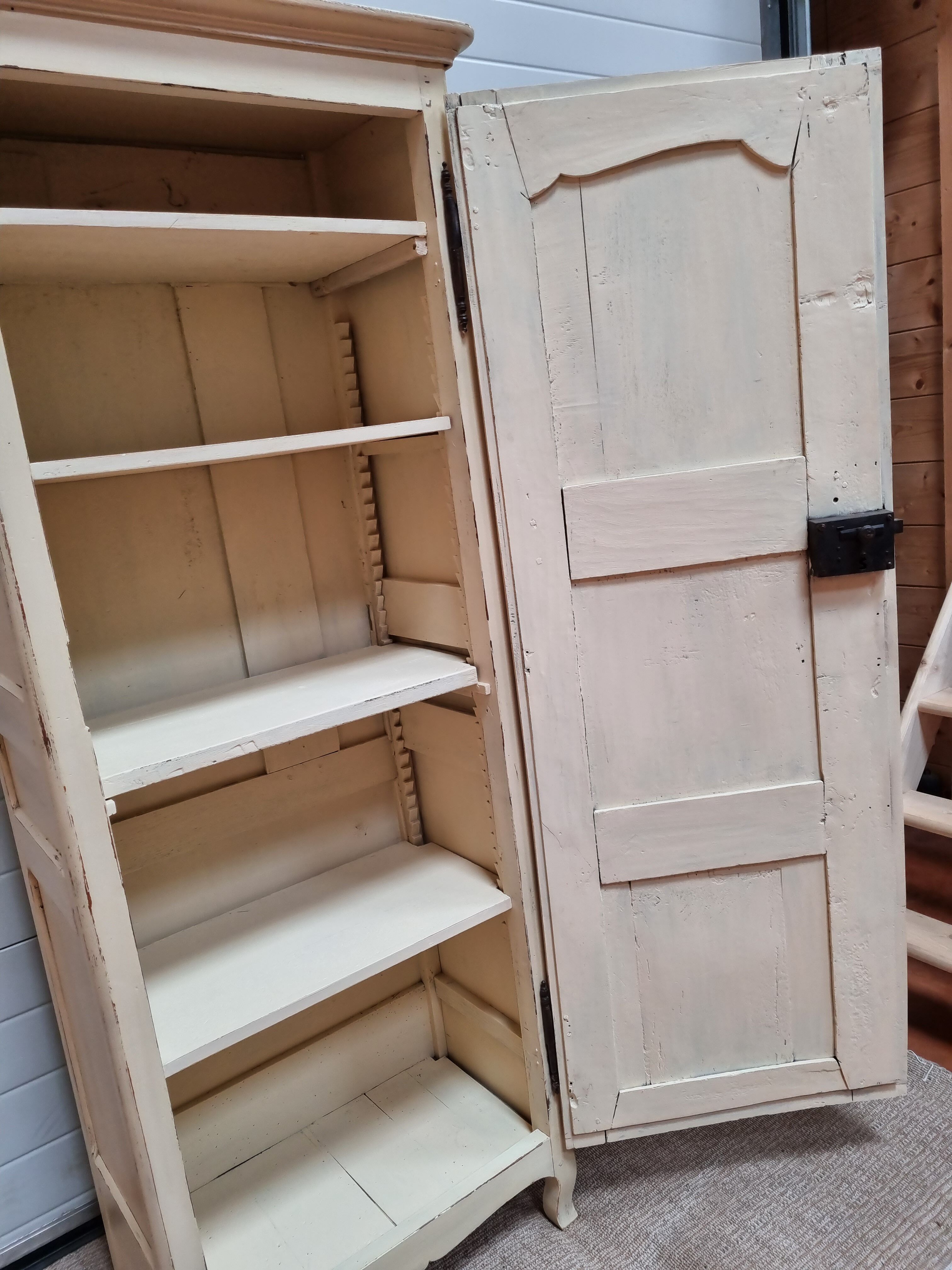 Bonnetière 19th Century re-patinated