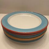 8 assiettes à dessert en faïence