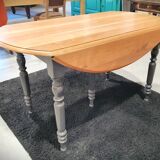 table de forme ovale en merisier massif