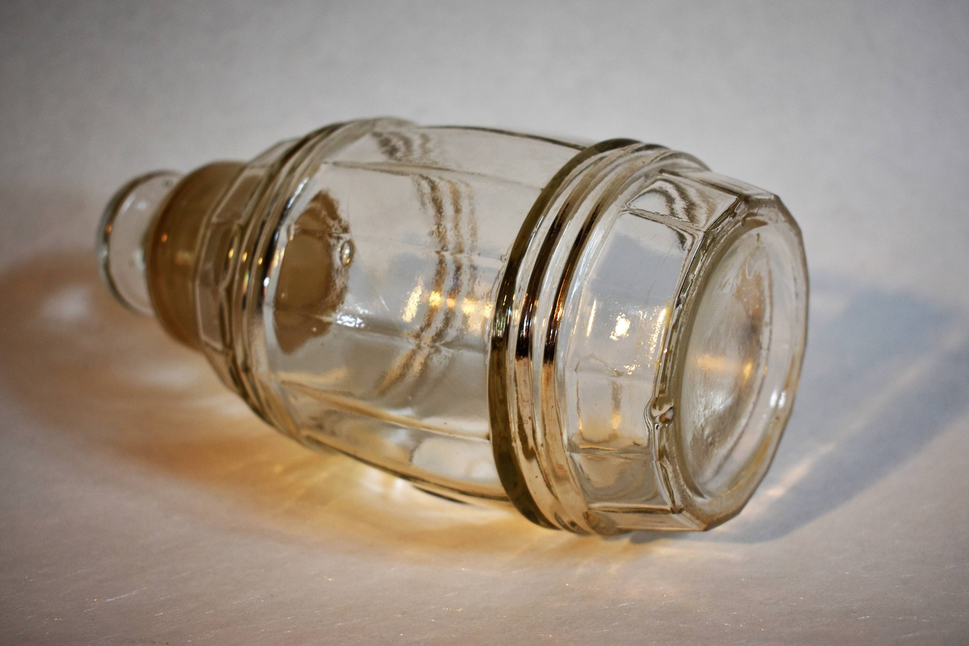 Apothecary bottle