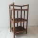 Etagère en rotin vintage
