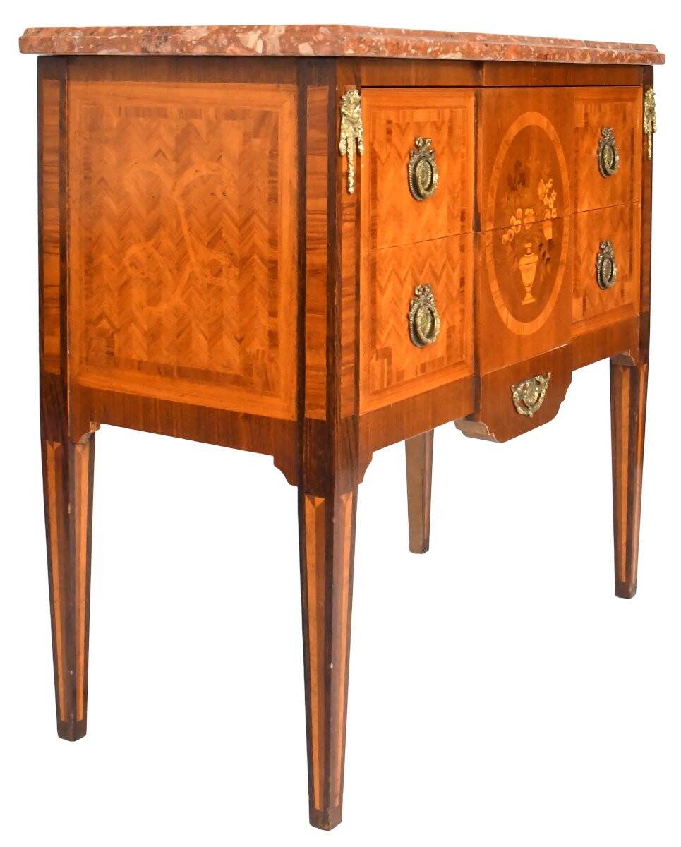 Louis XVI style commode in marquetry