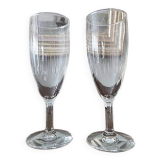 2 ancient engraved blown glass flutes