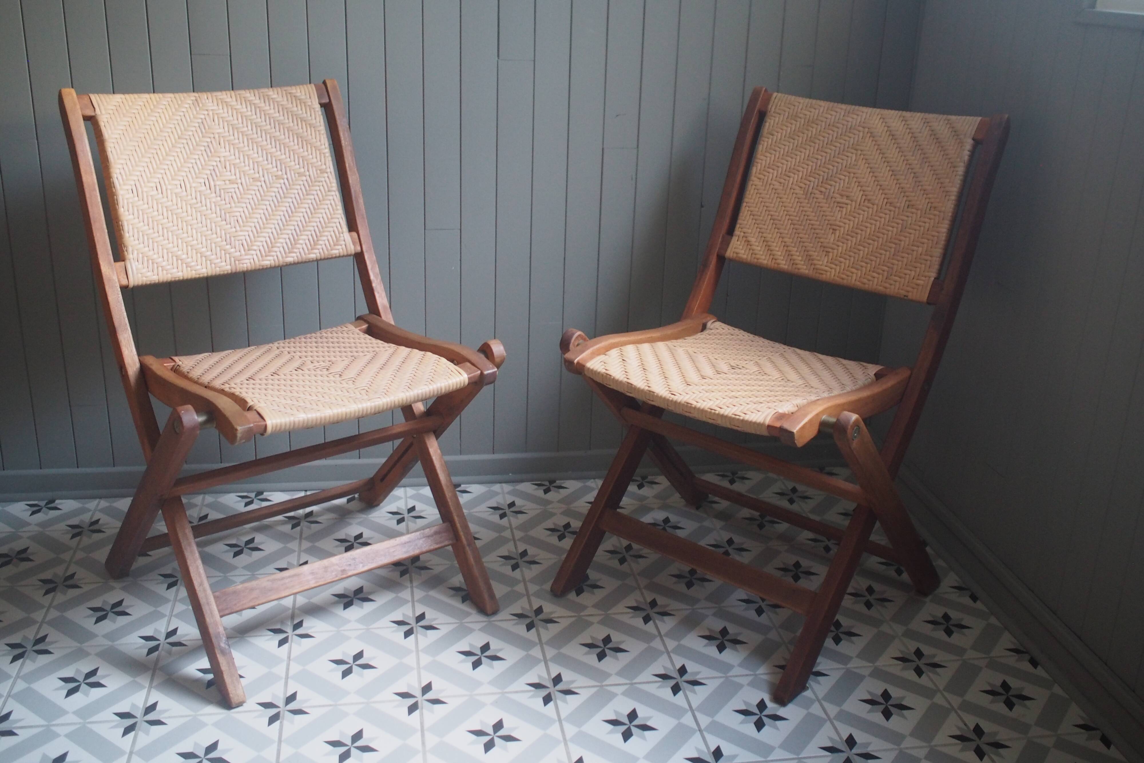 Folding chairs