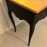 Black console, natural tray