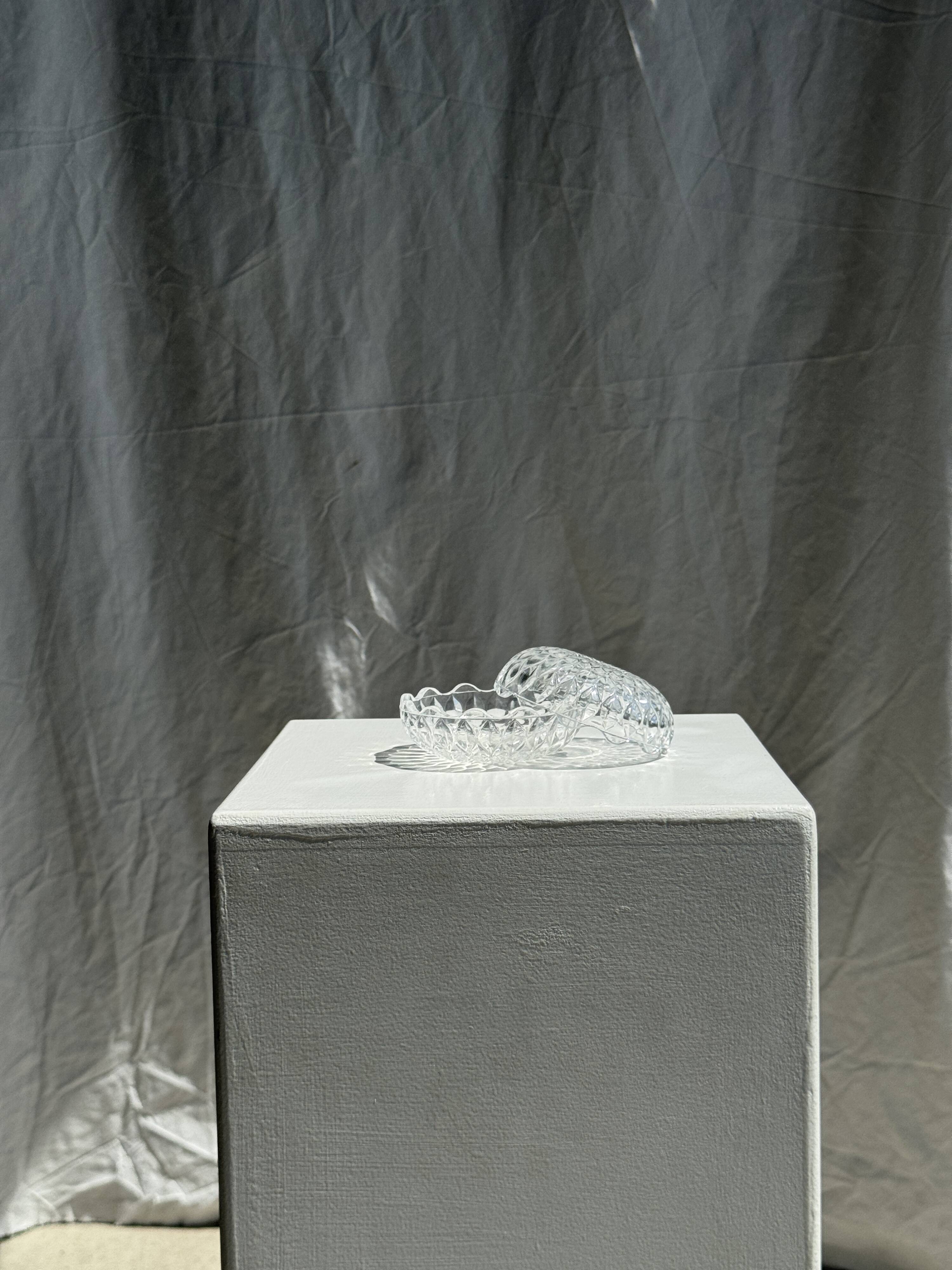 Small glass candy box Cristal d'Arques France