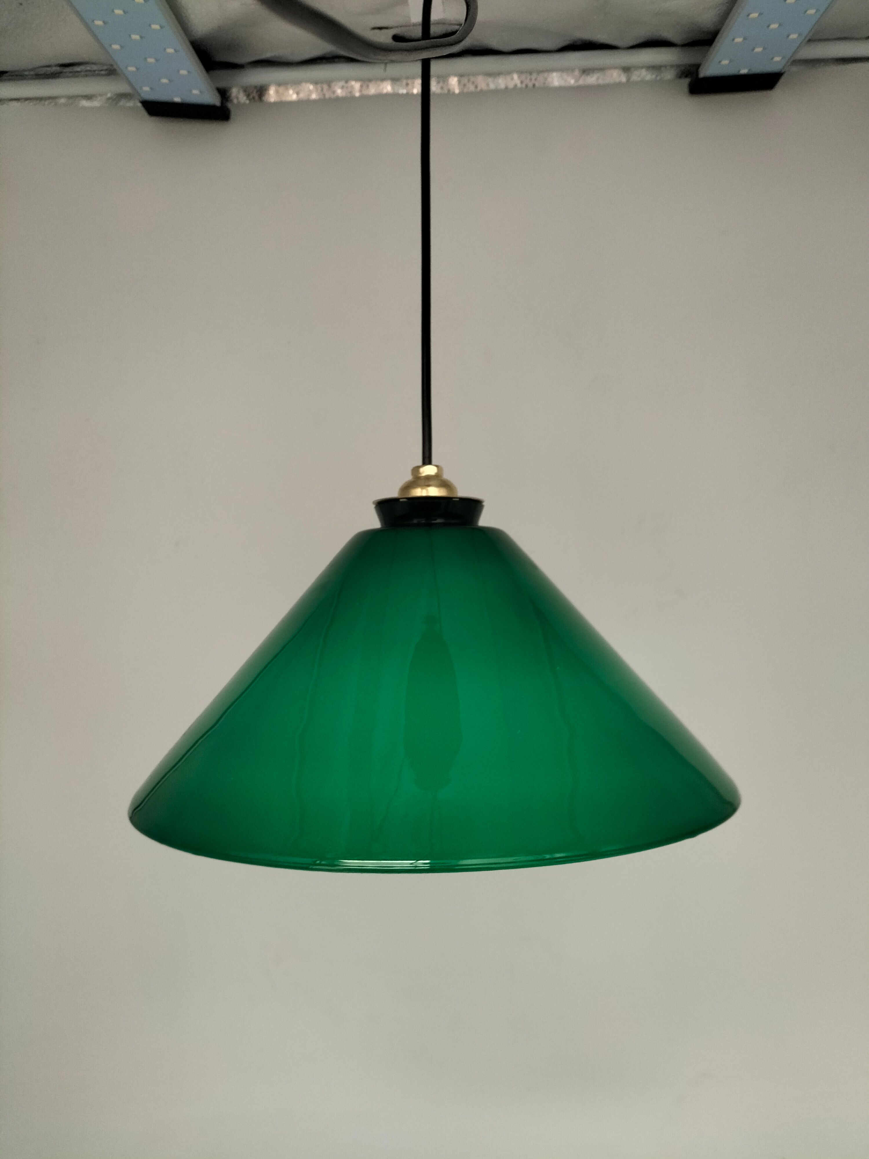 Pendant light green opaline cone