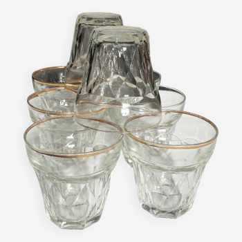 8 verres